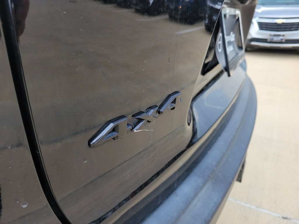 Used 2023 Jeep Cherokee Trailhawk w/ Sun & Sound Group AWD/4WD image 8