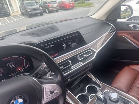 Used 2019 BMW X7 xDrive40i w/ Premium Package AWD/4WD image 22