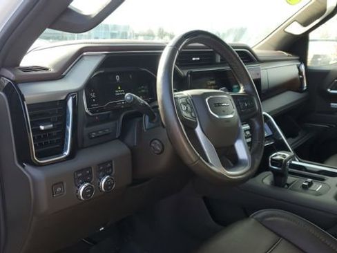 Used 2023 GMC Sierra 1500 Denali image 10