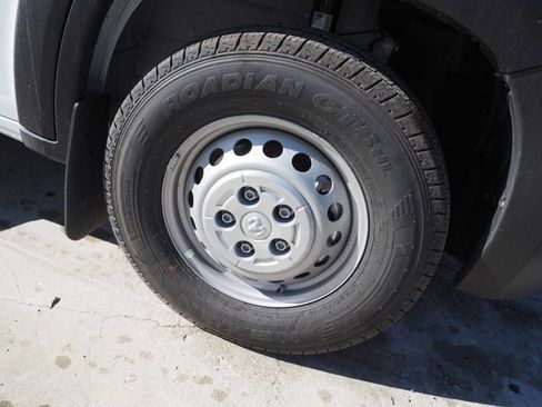 New 2025 RAM ProMaster 3500 w/ Roll-Up Rear Door Package image 5