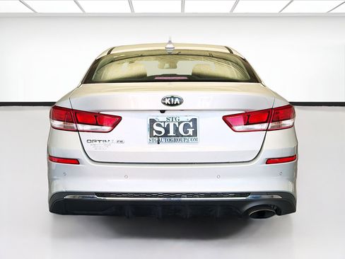 Used 2019 Kia Optima LX image 5
