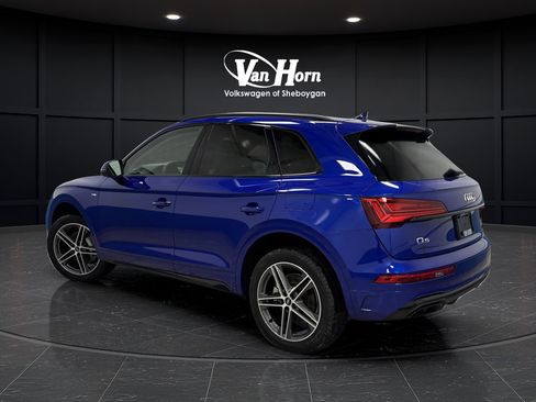 Used 2023 Audi Q5 e Premium Plus w/ Premium Plus Package AWD/4WD image 3
