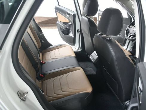 Used 2020 Volkswagen Jetta SEL Premium FWD image 37
