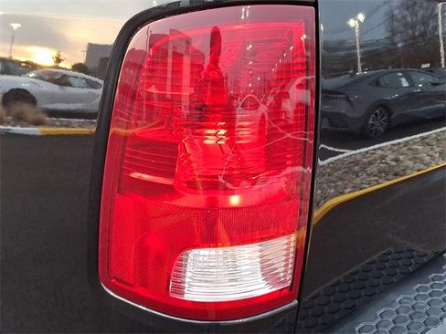 Used 2016 RAM 1500 Express image 15