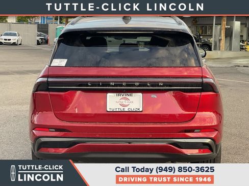 New 2026 Lincoln Nautilus Reserve image 5