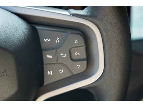 Used 2024 Ford Bronco Badlands AWD/4WD image 17