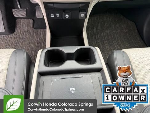 Used 2025 Honda Odyssey Elite image 23
