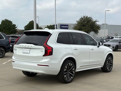 New 2026 Volvo XC90 T8 Plus w/ Protection Package Premier AWD/4WD image 5