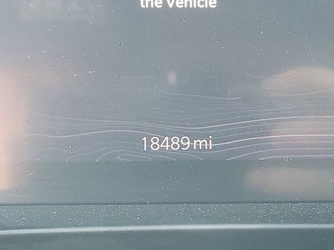 Used 2024 Jeep Grand Cherokee L Laredo image 10