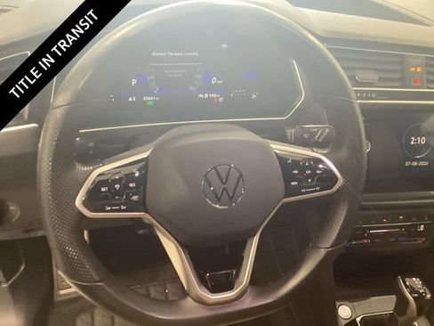 Used 2024 Volkswagen Tiguan SE R-Line AWD/4WD image 7