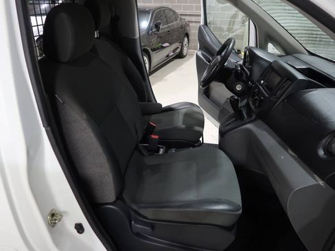Used 2020 Nissan NV200 SV FWD image 13
