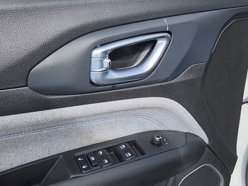 Used 2023 Jeep Compass Latitude image 7