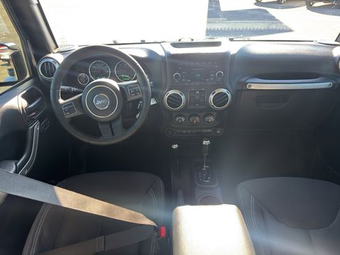 Used 2017 Jeep Wrangler Unlimited Sport w/ Quick Order Package 24S image 11