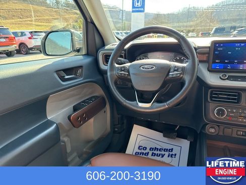 Used 2022 Ford Maverick Lariat w/ Lariat Luxury Package image 22