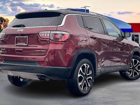Used 2022 Jeep Compass Limited image 14