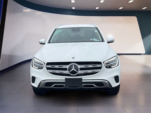 Certified 2022 Mercedes-Benz GLC 300 4MATIC w/ Premium Package Lite image 8