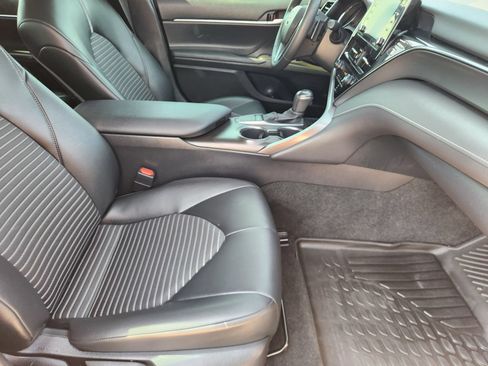 Used 2023 Toyota Camry SE w/ Convenience Package FWD image 14
