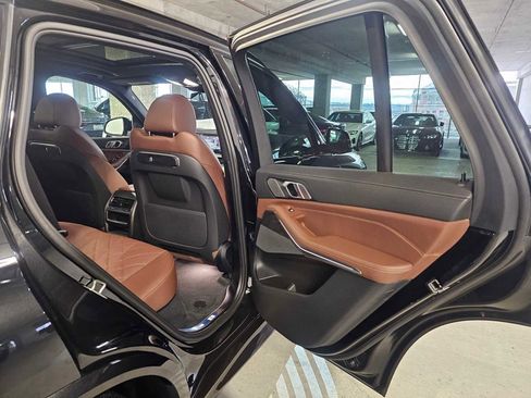 New 2026 BMW X5 xDrive40i w/ M Sport Package image 38