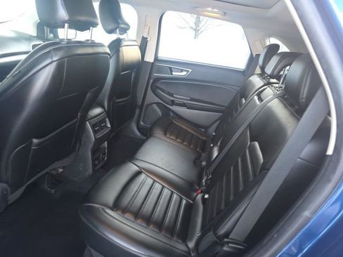 Used 2021 Ford Edge SEL w/ Convenience Package image 19