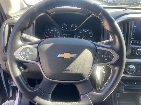 Used 2022 Chevrolet Colorado LT image 16