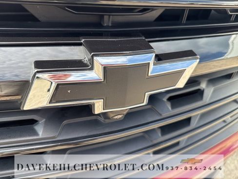 Used 2024 Chevrolet Traverse LT w/ Midnight/Sport Edition image 33