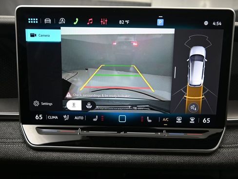 New 2026 Volkswagen Tiguan S image 12