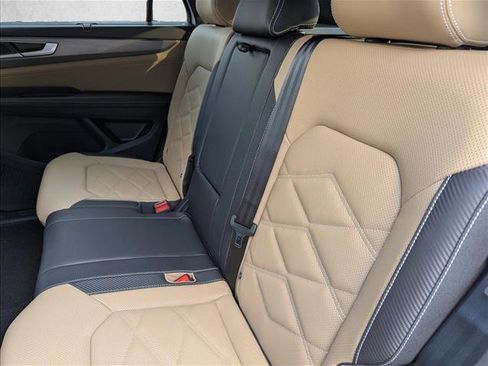 New 2026 Volkswagen Atlas Cross Sport SE image 26