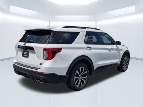 Used 2021 Ford Explorer ST w/ Equipment Group 401A AWD/4WD image 2