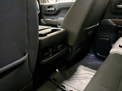 Used 2021 Chevrolet Silverado 1500 LT Trail Boss image 11