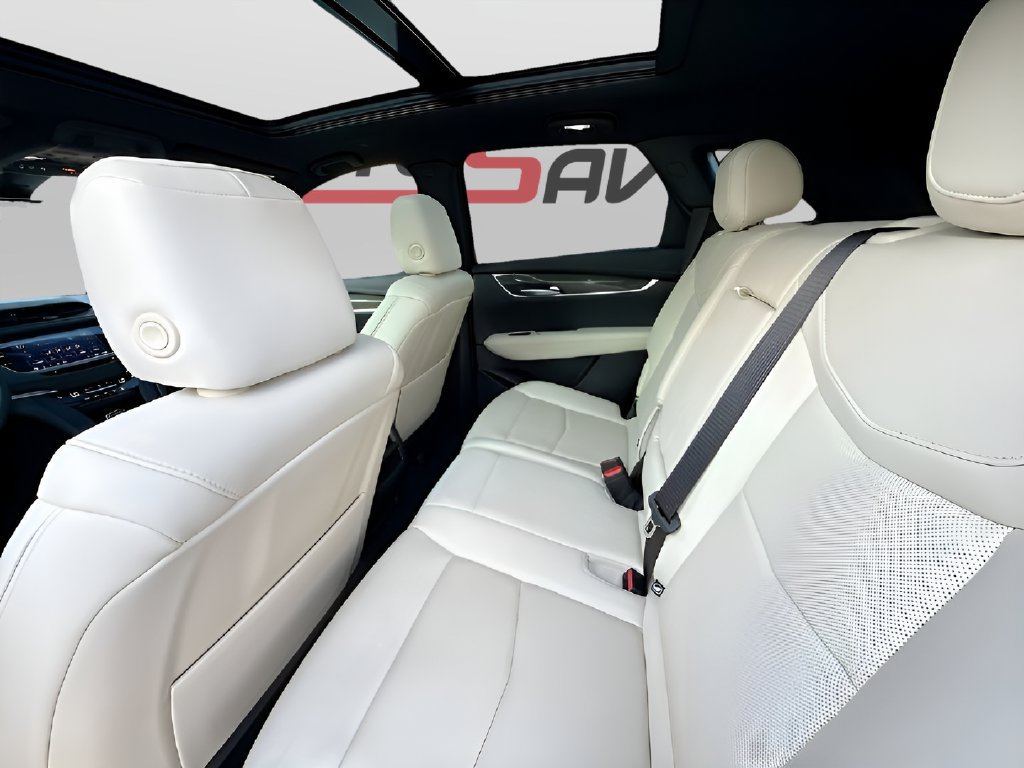 Used 2022 Cadillac XT5 Sportv w/ Technology Package AWD/4WD image 25