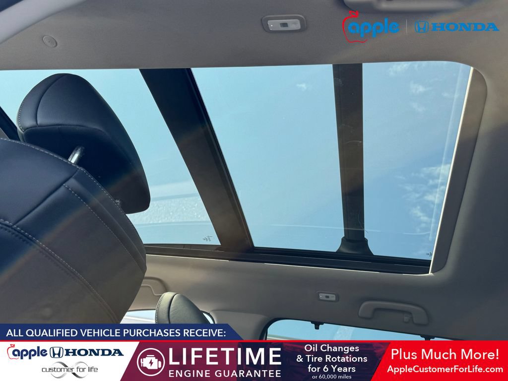 Used 2023 Honda Pilot Elite image 18