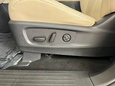 Used 2023 INFINITI QX60 Luxe w/ Performance Audio Package AWD/4WD image 14