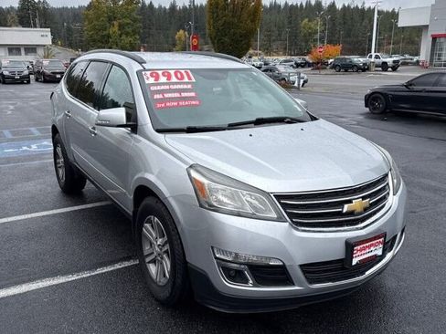 Used 2015 Chevrolet Traverse LT image 4