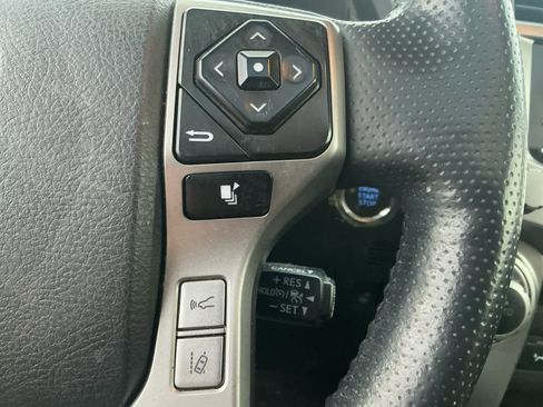 Used 2023 Toyota 4Runner Limited image 22