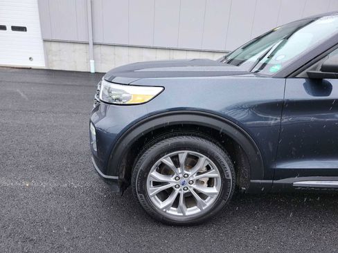 Used 2023 Ford Explorer XLT w/ Equipment Group 202A image 10