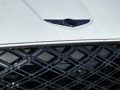 New 2026 Genesis GV70 2.5T Advanced AWD/4WD image 11