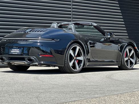 New 2026 Porsche 911 Carrera 4S image 8