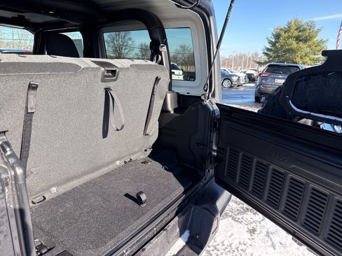 New 2026 Jeep Wrangler Sport AWD/4WD image 9