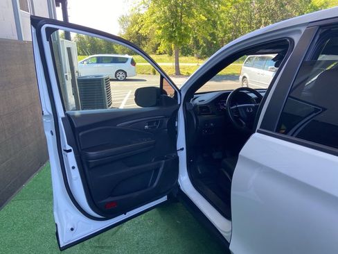 Used 2021 Honda Passport Sport image 29