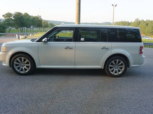 Used 2012 Ford Flex Limited FWD image 16