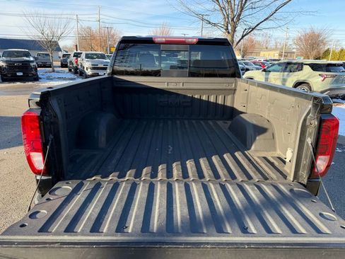 Used 2020 GMC Sierra 1500 Elevation w/ Elevation Value Package image 19