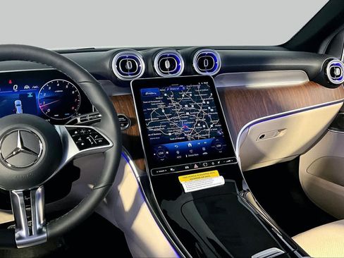 New 2026 Mercedes-Benz GLC 300 4MATIC image 8