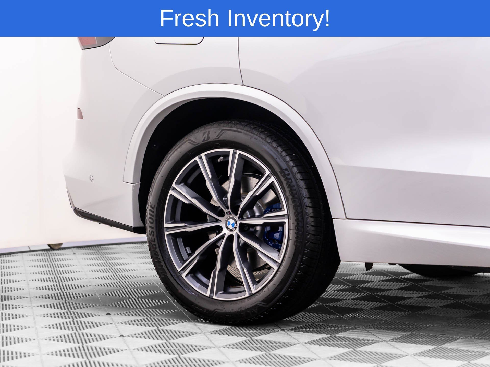 Used 2026 BMW X5 xDrive40i AWD/4WD image 37