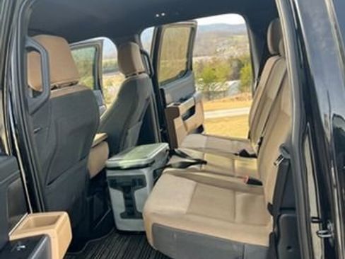 Used 2022 Ford F150 XLT w/ Equipment Group 302A High image 7