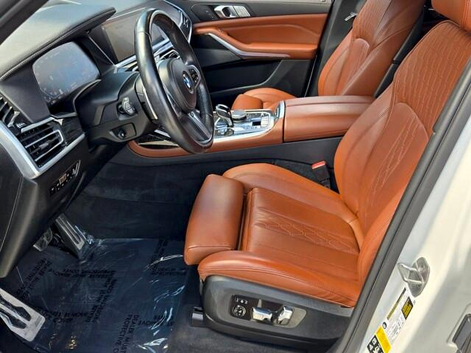 Used 2022 BMW X7 M50i w/ Cold Weather Package AWD/4WD image 10