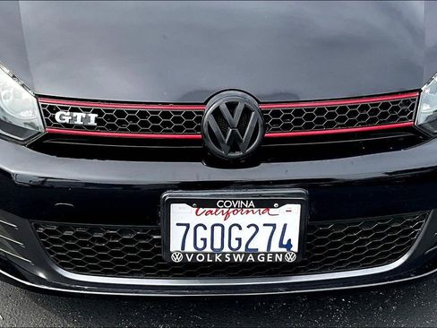 Used 2013 Volkswagen GTI 4-Door FWD image 26