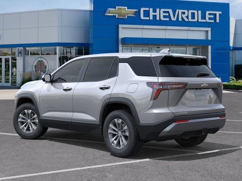 New 2026 Chevrolet Equinox LT w/ Convenience Package II FWD image 3