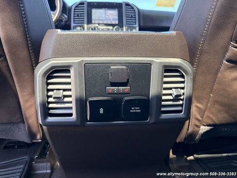 Used 2019 Ford F150 Limited w/ Trailer Tow Package AWD/4WD image 19