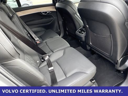 Certified 2025 Volvo XC90 B6 Plus image 27