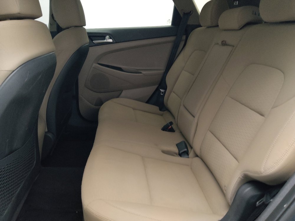 Used 2020 Hyundai Tucson Value w/ Cargo Package FWD image 18